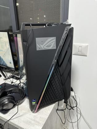 עמדת סטרימינג שלמה פרטים למטה