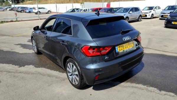 אאודי A1 Sportback Style אוט' 1.0 (116 כ''ס) בנזין 2020 למכירה ב