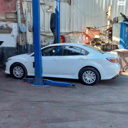 מאזדה g Executive סדאן אוט' 2.0 (147 כ''ס) בנזין 2012 למכירה בבאר יעקב
