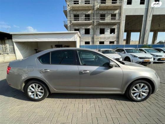 סקודה אוקטביה Ambition אוט' 1.5 (150 כ''ס) בנזין 2019 למכירה ב