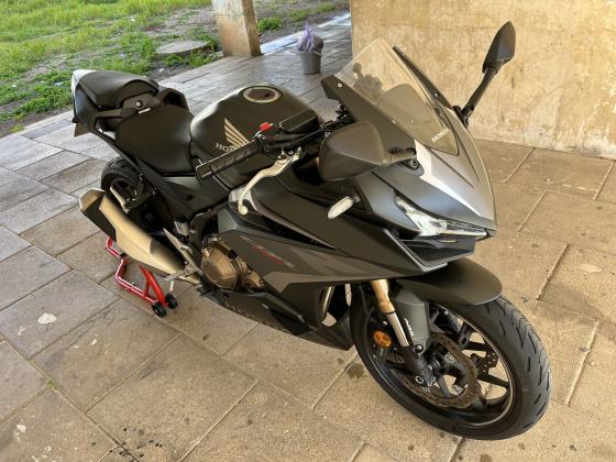 הונדה CBR500R (2022)