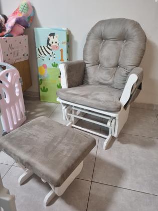 כורסת הנקה מעולה + הדום