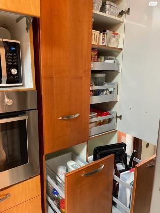 מזווה מהמם על גלגלים במצב