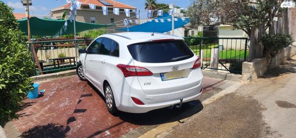 יונדאי i30 Inspire סטיישן אוט' 1.6 (135 כ"ס) בנזין 2014 למכירה בזכרון יעקב