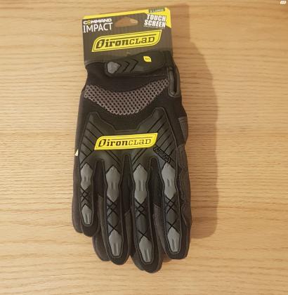 3 זוגות כפפות חדשות של