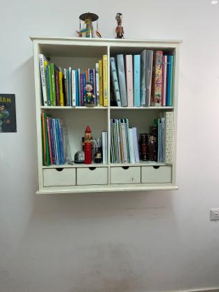 בהזדמנות חדר ילדים במצב מעולה