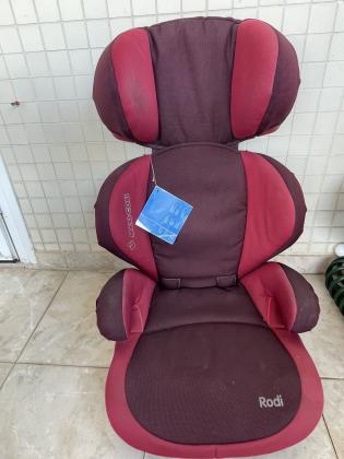 בוסטר של מקסי קוזי דגם רודי