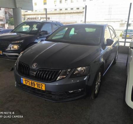 סקודה אוקטביה Ambition אוט' 1.5 (150 כ''ס) בנזין 2020 למכירה ב