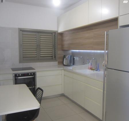 המכבים 61 (פרדס כץ ויסודות)