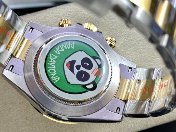 שעונים בבנייה אישית 100% זהים