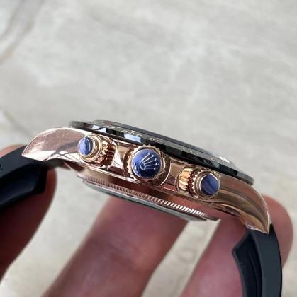 שעונים בבנייה אישית 100% זהים