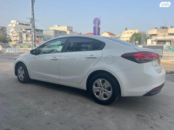 קיה פורטה LX אוט' דיזל 1.6 (136 כ''ס) דיזל 2016 למכירה בתל אביב יפו