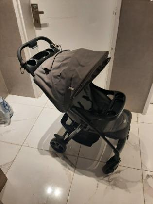 עגלת תינוק עם סלקל צבע