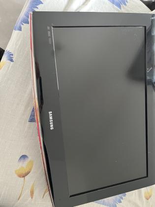 טלויזיה 26 אינץ שמורה היטב