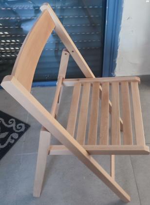 חדש ללא שימוש!כסא מתקפל עשוי