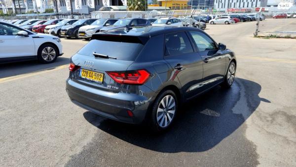 אאודי A1 Sportback Style אוט' 1.0 (116 כ''ס) בנזין 2020 למכירה ב