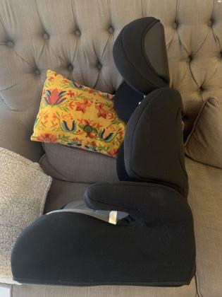 2 בוסטרים גב שבקושי שומשו כי הרכב נמכר