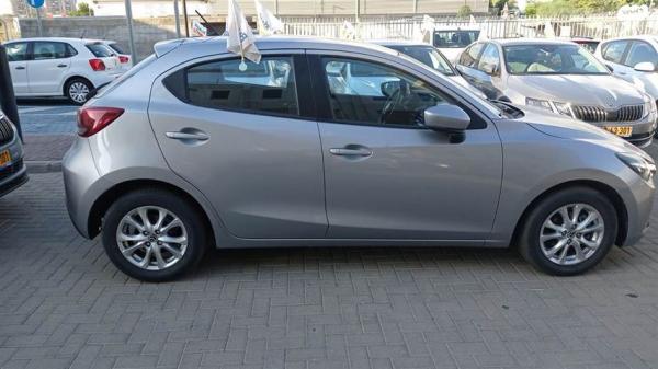 מאזדה H Dynamic אוט' 1.5 (116 כ''ס) בנזין 2019 למכירה ב