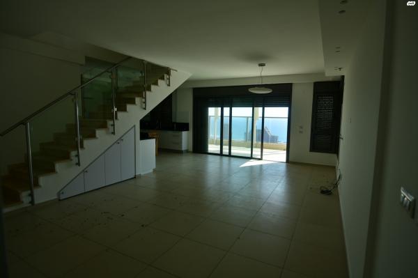 אלמוג 15 (רמת חביב)