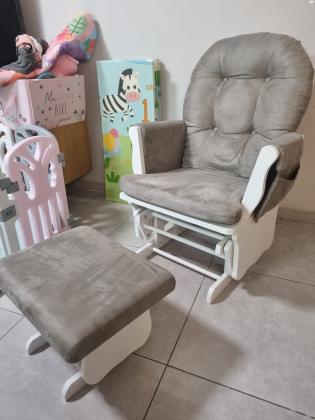 כורסת הנקה מעולה + הדום