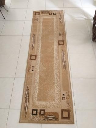 שטיח ארוך, מתאים למסדרון