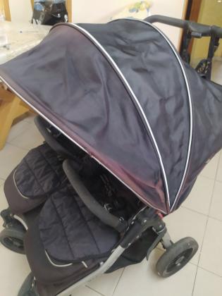 עגלת תאומים קוקומשומשת תקינה מאודנוסעת