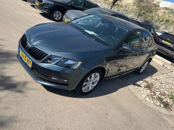 סקודה אוקטביה Ambition אוט' 1.5 (150 כ''ס) בנזין 2019 למכירה ב