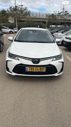 טויוטה קורולה הייבריד Sun סדאן אוט' 1.8 (98 כ''ס) בנזין 2019 למכירה ב