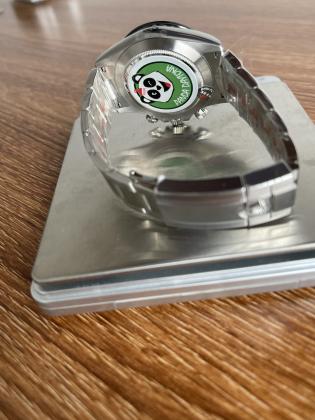 שעונים בבנייה אישית 100% זהים