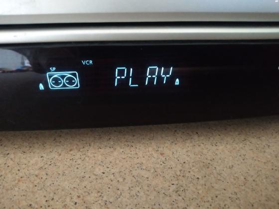 וידאו חברת sansui כולל שלט