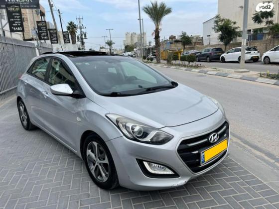 יונדאי i30 Premium אוט' 1.6 (135 כ''ס) בנזין 2016 למכירה בראשון לציון
