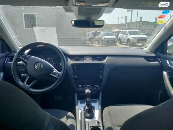 סקודה אוקטביה Ambition אוט' 1.0 (115 כ"ס) בנזין 2019 למכירה ב