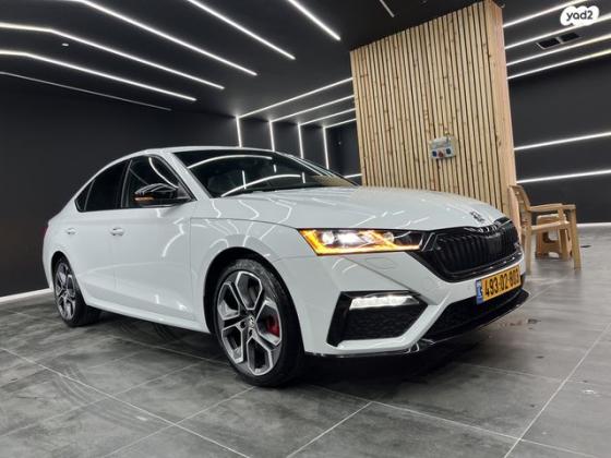 סקודה אוקטביה RS RS אוט' 2.0 (245 כ"ס) בנזין 2023 למכירה באום אל פחם