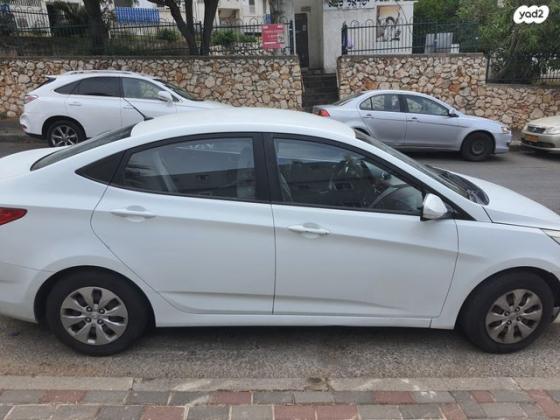 יונדאי i25 Inspire אוט' 1.4 (100 כ''ס) בנזין 2015 למכירה בכפר סבא