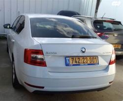 סקודה אוקטביה Ambition אוט' 1.5 (150 כ''ס) בנזין 2019 למכירה ב