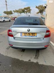 סקודה אוקטביה Ambition אוט' 1.5 (150 כ''ס) בנזין 2019 למכירה ב