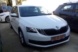 סקודה אוקטביה Ambition אוט' 1.5 (150 כ''ס) בנזין 2019 למכירה ב