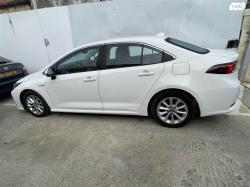 טויוטה קורולה הייבריד Sun סדאן אוט' 1.8 (98 כ''ס) בנזין 2019 למכ