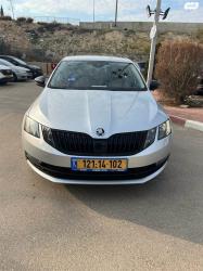 סקודה אוקטביה Ambition אוט' 1.5 (150 כ''ס) בנזין 2019 למכירה ב