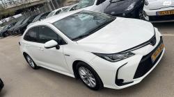 טויוטה קורולה הייבריד Sun סדאן אוט' 1.8 (98 כ''ס) בנזין 2019 למכ