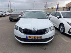 סקודה אוקטביה Ambition אוט' 1.5 (150 כ''ס) בנזין 2019 למכירה ב