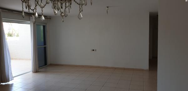 הר חרמון 4 (רובע יא)