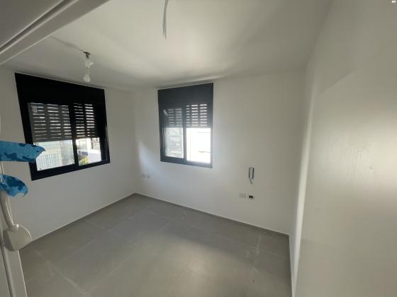 מעלה השחר 5 (יד לבנים)