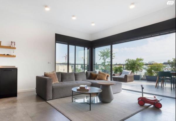 הרב אוורבוך 1 (הדר)