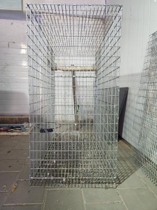 כלוב מקצועי בגודל מטר על