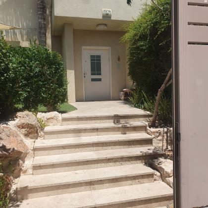 ברקת 16 (השמורה)