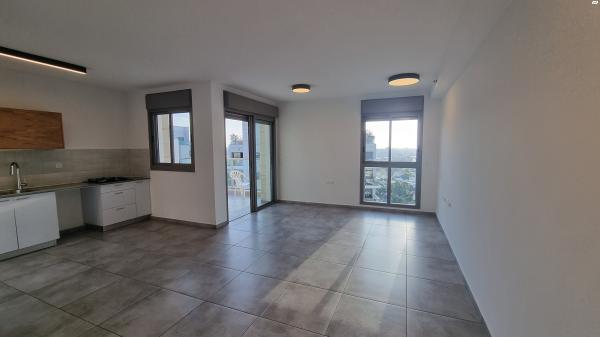 הרב יעקב טראב 8 (עזרא)