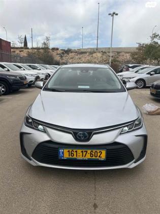 טויוטה קורולה הייבריד Sun סדאן אוט' 1.8 (98 כ''ס) בנזין 2020 למכירה ב