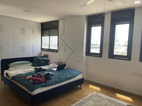 זכרון יעקב 20 (הצפון החדש סביבת ככר המדינה)