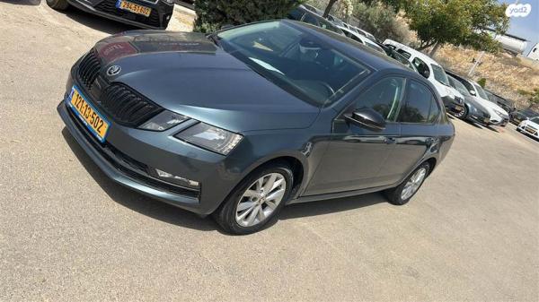 סקודה אוקטביה Ambition אוט' 1.5 (150 כ''ס) בנזין 2019 למכירה ב